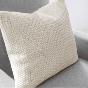 Pottery Barn Cotton Knit Standard Shams Ivory (2)